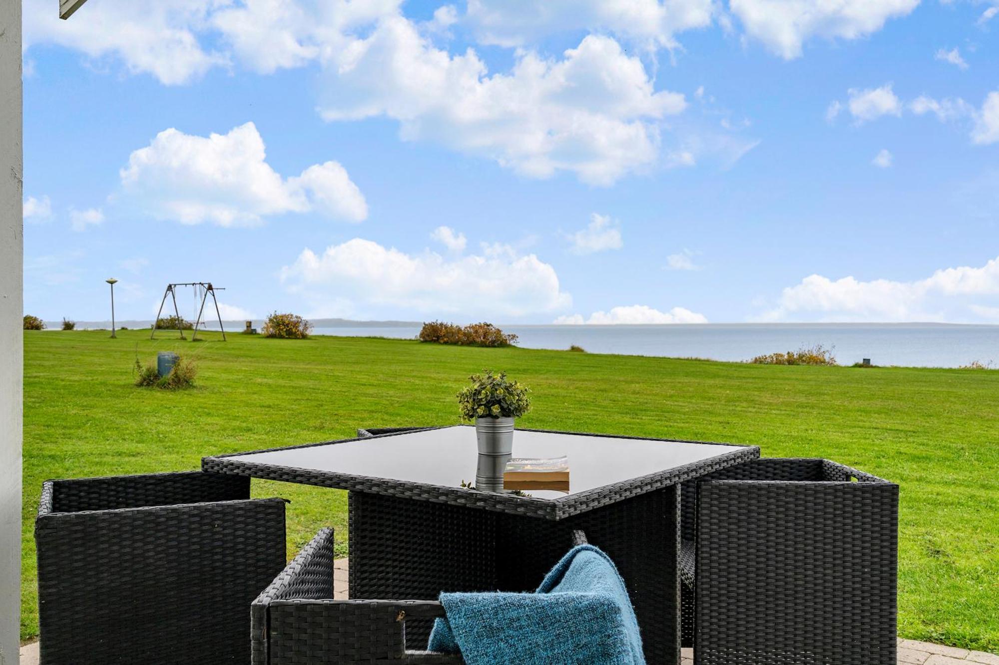 Immaculate 2-Bed House At The Beach 12H Brenderup Esterno foto